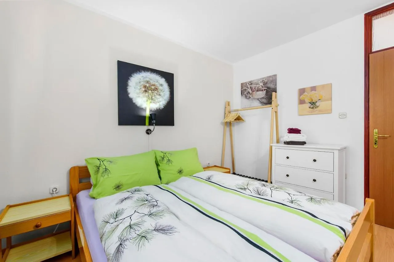 Apartment Felix Porec 0*,